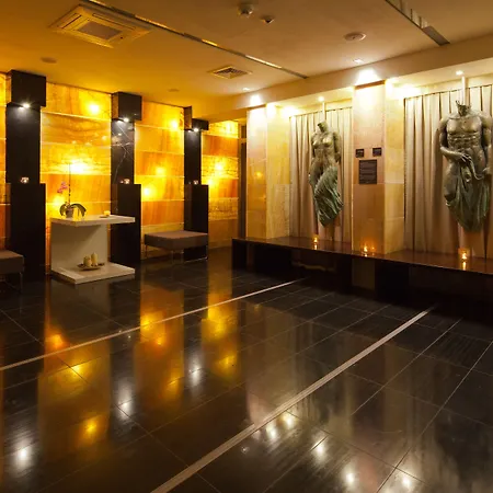 兹卓尤瓦沙滩酒店