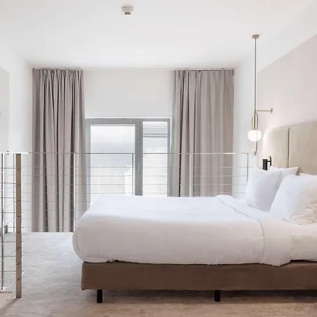 兹卓尤瓦沙滩酒店