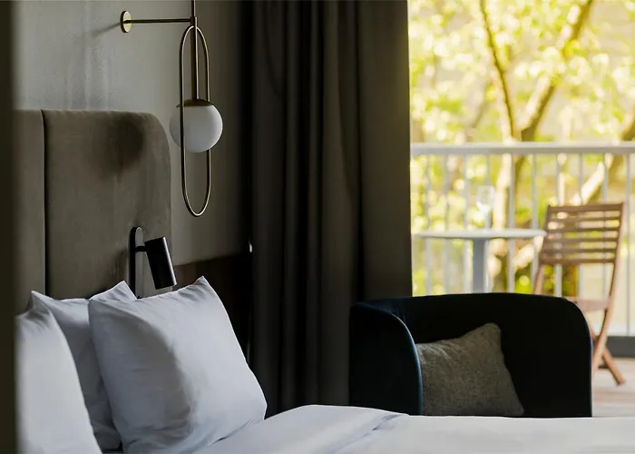 Royal Tulip Szálloda 5*