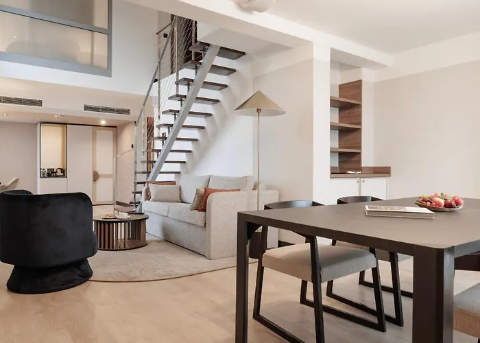 Royal Tulip Szálloda 5*